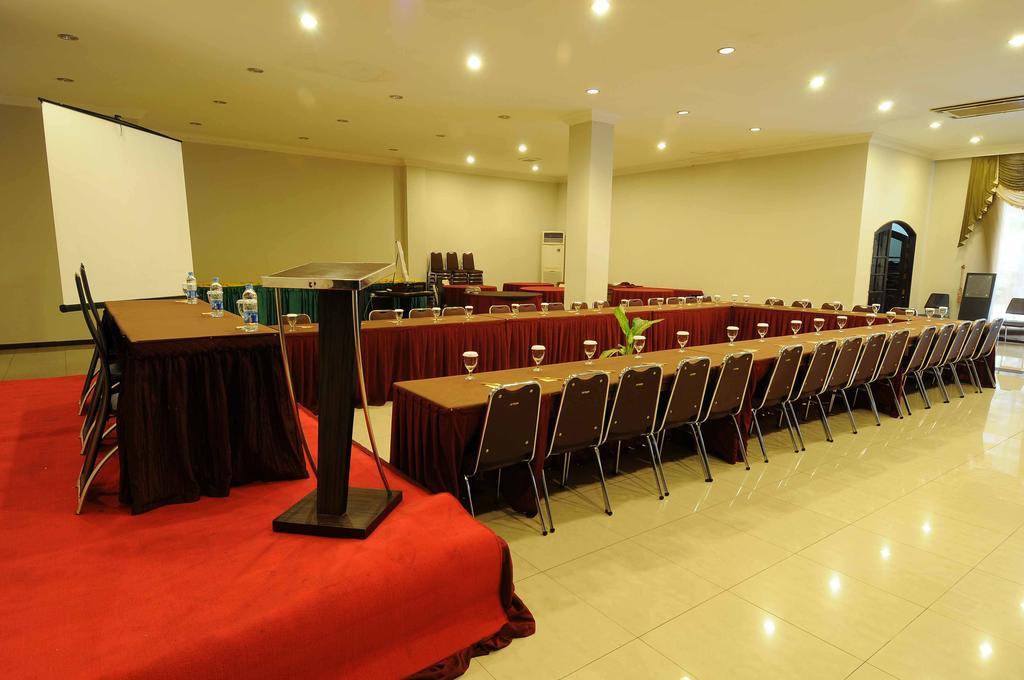 Hotel Kapuas Dharma 2*